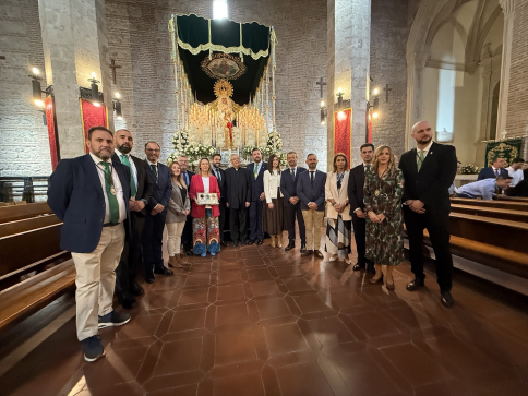 La Hermandad de la Esperanza Macarena de Guadalajara celebra su 75 aniversario con una misa solemne