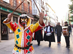 La botarga de Guadalajara acompañará la bendición de animales por San Antón este sábado