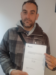 Un cartero de Guadalajara denuncia que un cambio de turno pone en riesgo la atención a sus hijos