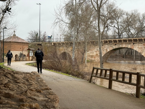 El Henares vuelve a umbral naranja en Guadalajara pero se mantienen limitaciones de acceso por precaución