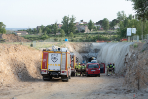 Rescatados dos trabajadores atrapados por un derrumbe en la mina de Hiendelaencina