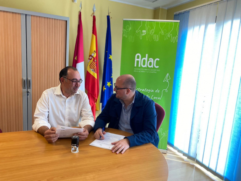 ADAC aportará el mobiliario del Centro de Formación Municipal de Empleo de Yunquera