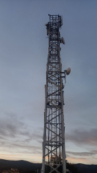 Un pueblo de la Sierra Norte lleva ocho días sin teléfono ni internet