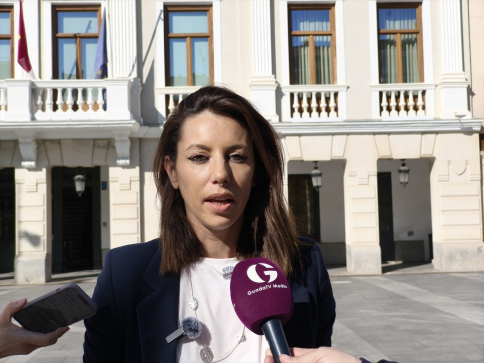 El PSOE afirma que Guarinos elevará el endeudamiento del Ayuntamiento a un 42% con otro préstamo y suma ya casi 15 millones