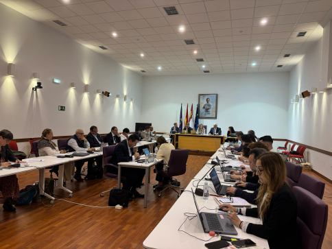 7 millones de euros para la estrategia transformadora de Guadalajara y un camión autoescala para bomberos