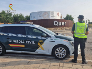 Detenidos cinco varones con amplío historial delictivo cuando iban a robar la mercancía de un camión en Quer