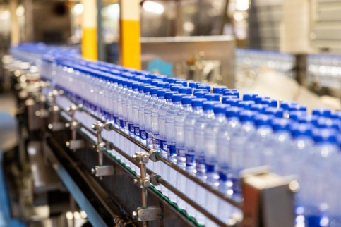 Danone invierte 40 millones de euros en cinco años en las plantas de Font Vella en Sigüenza y Sant Hilari