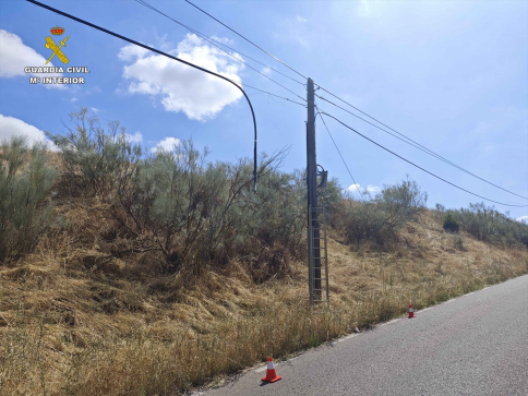 Dos detenidos personas por robo de cable del tendido telefónico en El Casar