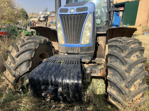 Vandalizan un tractor