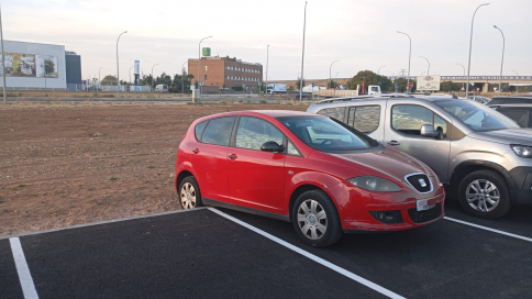 El PSOE advierte de que el nuevo aparcamiento del Polígono del Henares es 