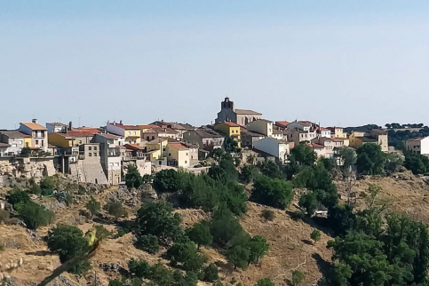 Un Ayuntamiento alcarreño con solera tendrá un moderno centro cultural 