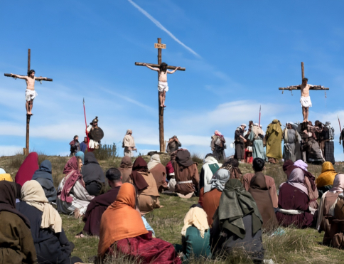 Hiendelaencina revive la Pasión Viviente ante miles de personas