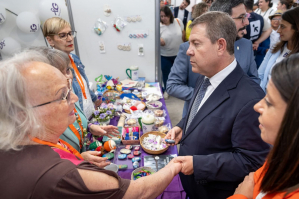 Azuqueca celebra la I Feria del Mayor de C-LM para promover el envejecimiento activo: 